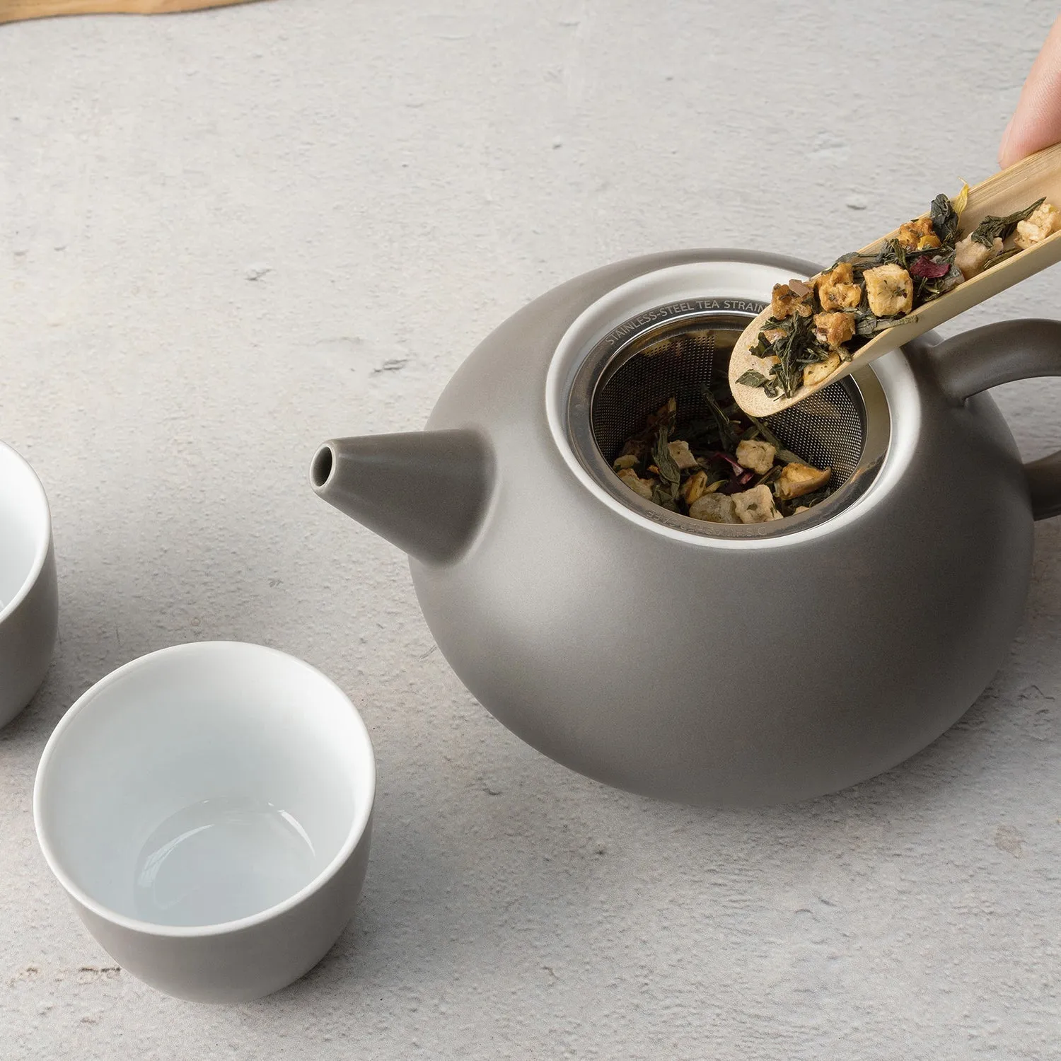 Leiph Self-Heating Teapot Set